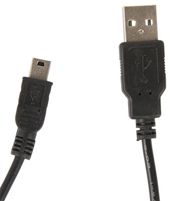 USB JOHTO AJONEUVOTALLENTIMEEN 880-DVR
